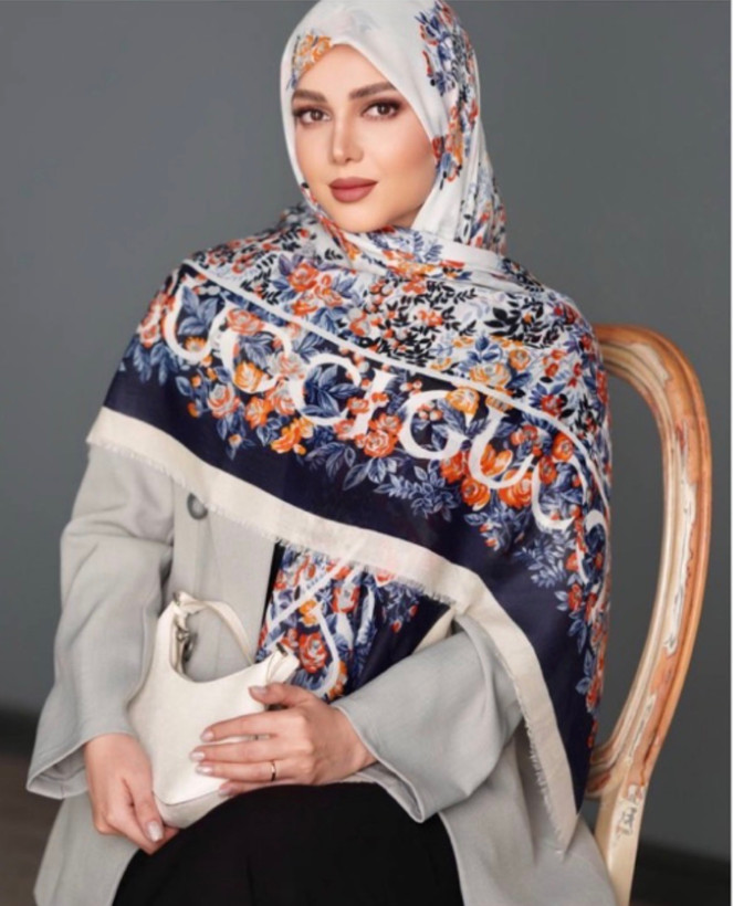 روسری زنانه نخی بهاره دورریش